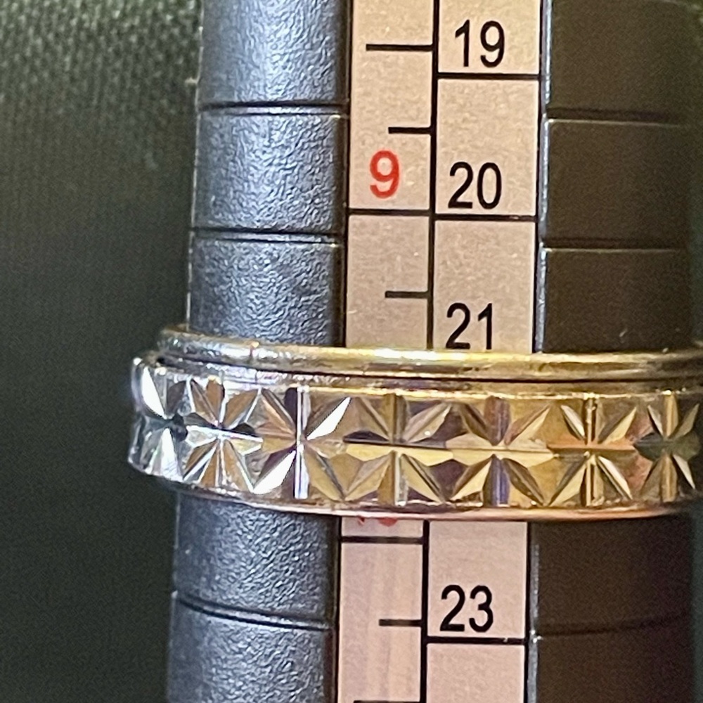 Silver Geometric Diamond Pattern Spinner Ring. Si… - image 5